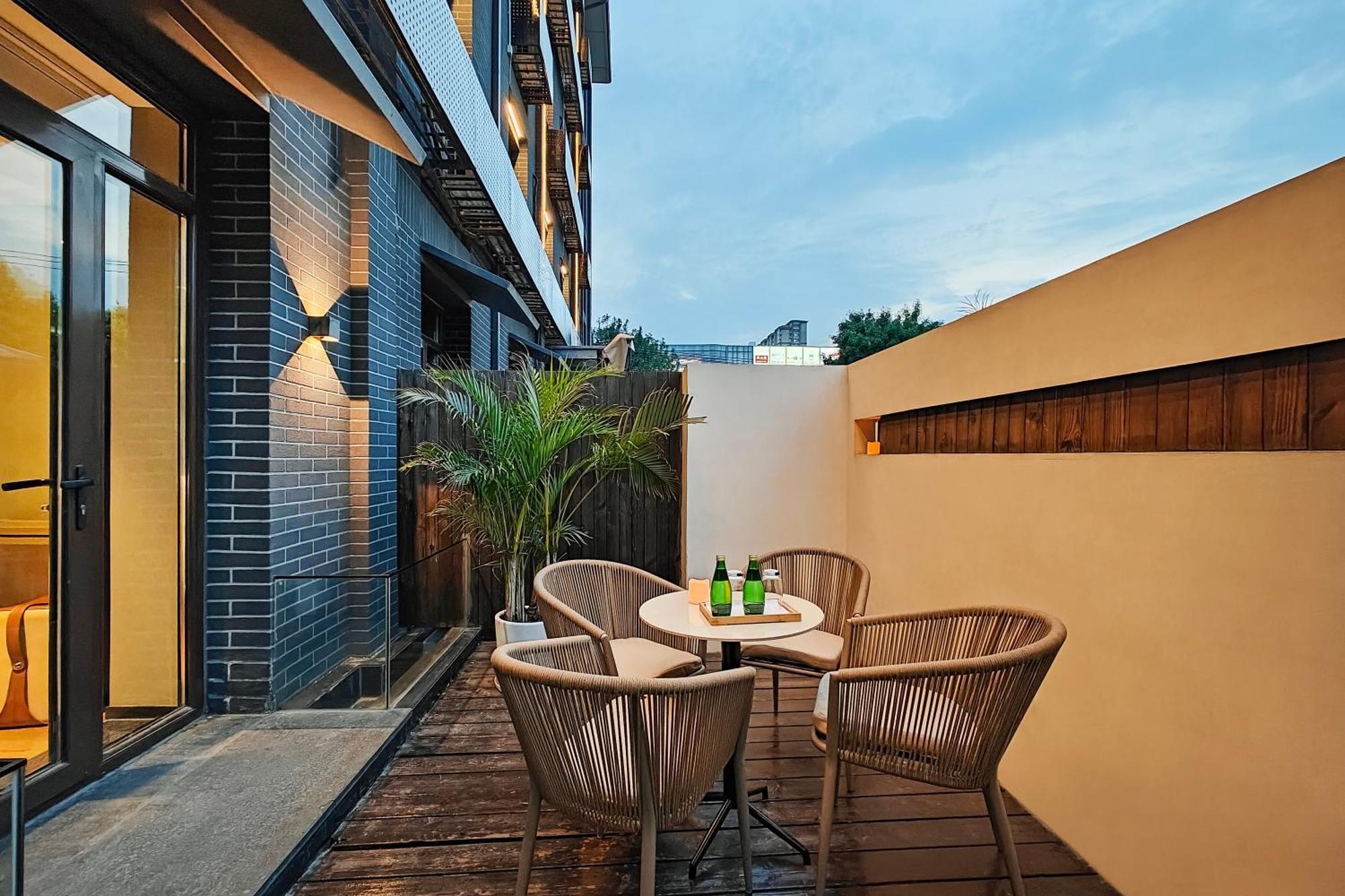 Jingli Hotel Beijing Heshenghui Dajiaoting Subway Station Branch Exterior foto